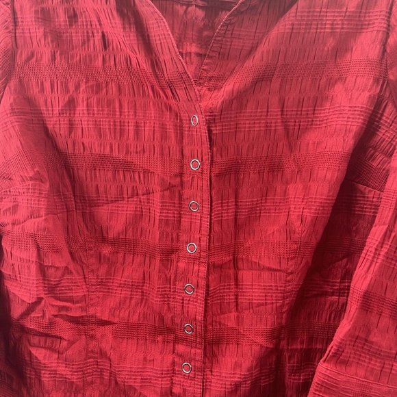 CJ Banks Womens Red Blouse Size X Snap Button Collared 3/4 Sleeve - Picture 10 of 16